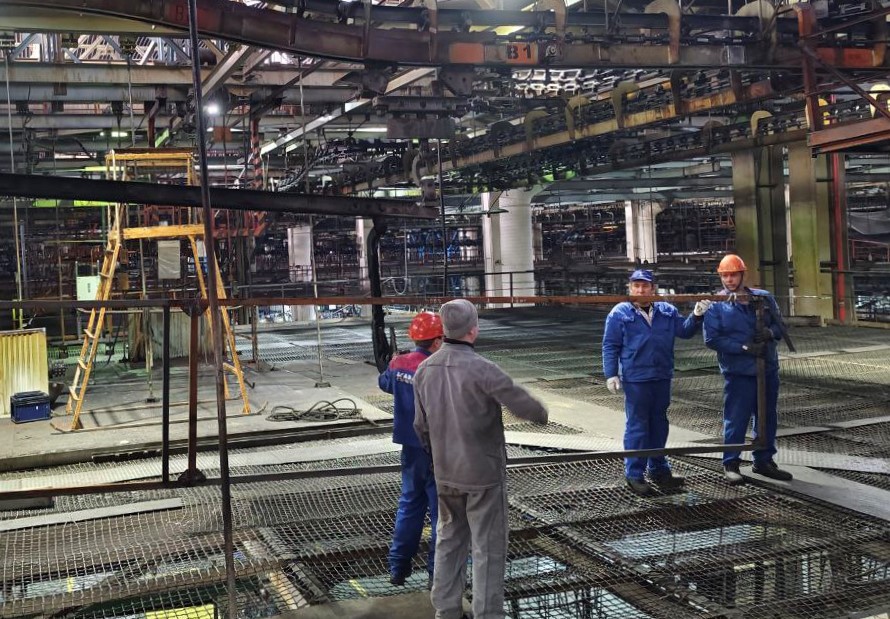 На «КАМАЗе» провели плановый ремонт оборудования