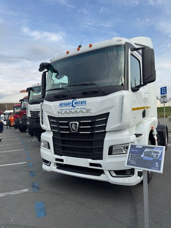 «КАМАЗ» презентовал автотехнику поколения К5 представителям ведущих арабских СМИ