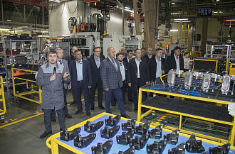 Представители холдинга «ТАГРАС» посетили «КАМАЗ»