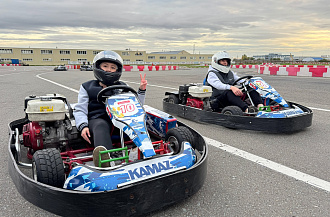 «КАМАЗ» организовал соревнования по картингу