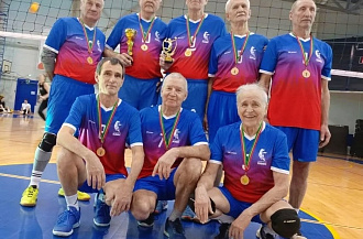 Ветераны «КАМАЗа» завоевали «золото» в памятном турнире