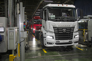 «КАМАЗ» возобновил работу