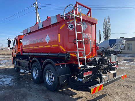 Автотопливозаправщик ГРАЗ 56215-34081-56