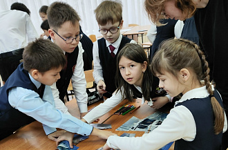 В набережночелнинской школе состоялся День «КАМАЗа»