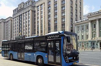 «СЭТранс» организовал информационную кампанию в Москве к 50-летию первого КАМАЗа