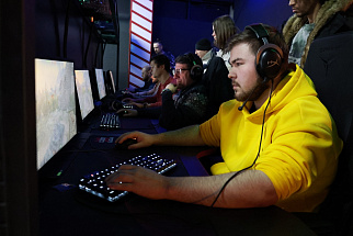 В феврале на «КАМАЗе» пройдут спортивные турниры по киберспорту и лыжным гонкам