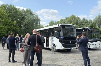 «КАМАЗ» продемонстрировал новинки пассажирского транспорта перевозчикам Татарстана