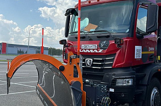 Автопарк липецких дорожников пополнила новая КДМ на шасси КАМАЗ