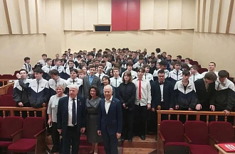 Герой Соцтруда Геннадий Баштанюк и профлидер «КАМАЗа» Ильдар Шамилов встретились со студентами НПК